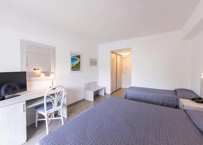 Pugnochiuso Resort Hotel Del Faro
